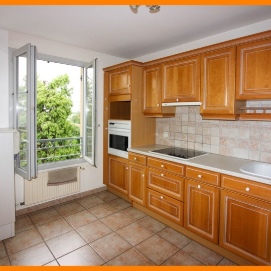  LOGI-C : Appartement | MONTLUEL (01120) | 84 m2 | 275 000 € 