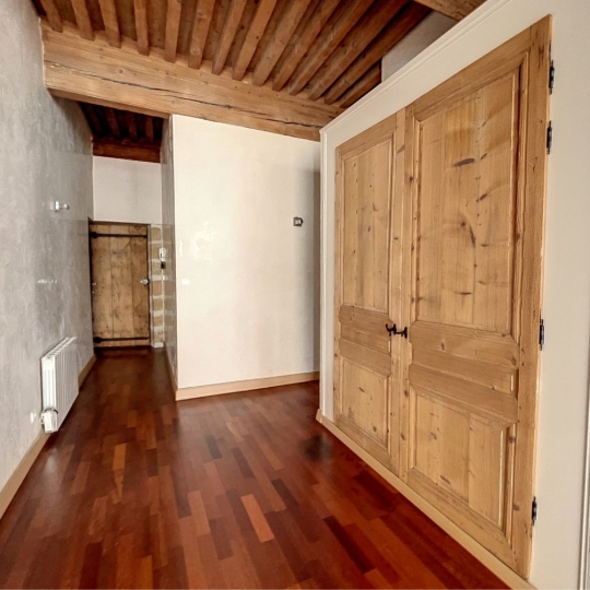  LOGI-C : Appartement | LYON (69002) | 69 m2 | 1 157 € 