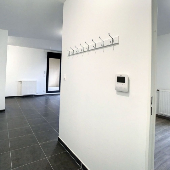  LOGI-C : Appartement | FEYZIN (69320) | 49 m2 | 820 € 