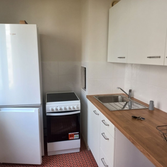  LOGI-C : Appartement | LYON (69007) | 30 m2 | 726 € 