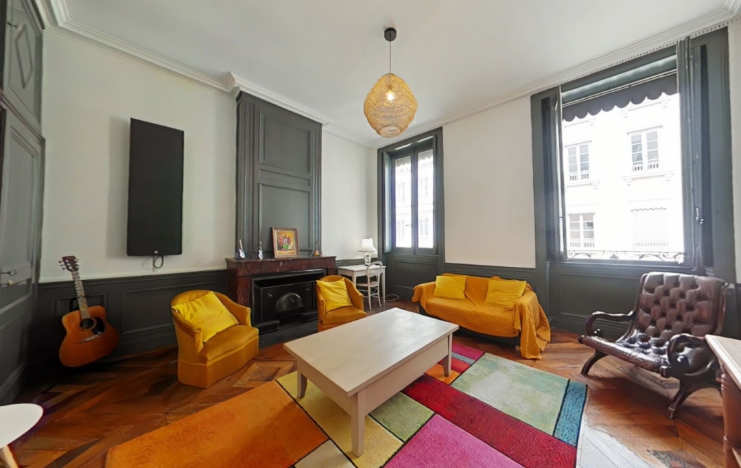 LOGI-C : Appartement | LYON (69002) | 85 m2 | 1 515 € 