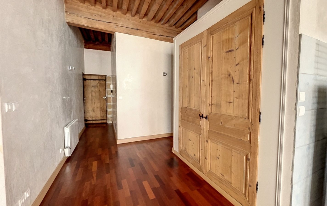 LOGI-C : Appartement | LYON (69002) | 69 m2 | 1 157 € 