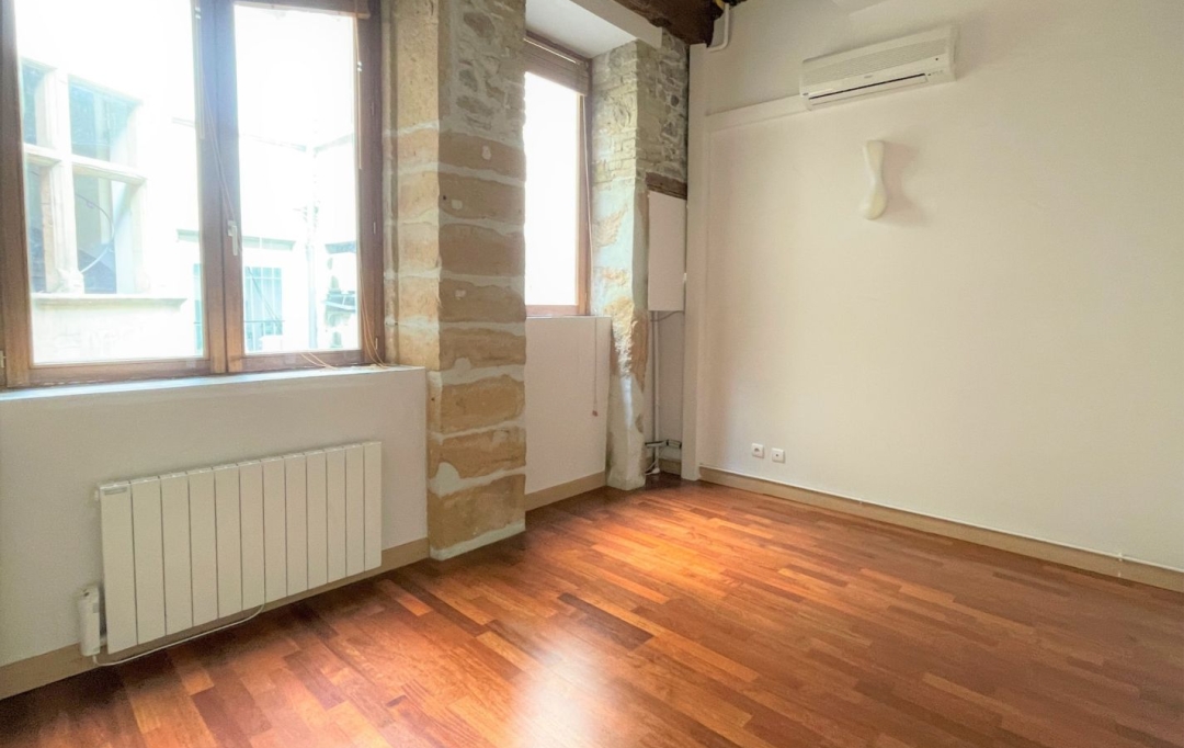 LOGI-C : Appartement | LYON (69002) | 69 m2 | 1 157 € 