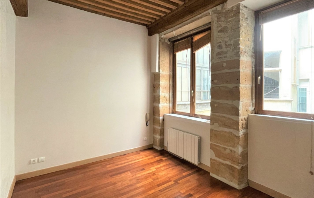 LOGI-C : Appartement | LYON (69002) | 69 m2 | 1 157 € 